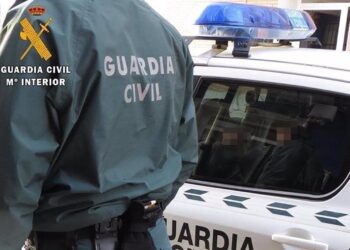 Investigan el robo de varias piedras de un hórreo en una finca parroquial de As Neves