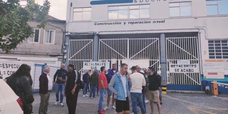 El astillero vigués Metalships inicia la huelga indefinida con “seguimiento total” y una denuncia ante Inspección