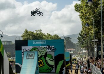 O Marisquiño entra en fase decisiva: así va el Dirt Jump y el Descenso MTB del Casco Vello