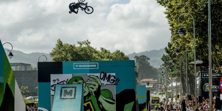 O Marisquiño entra en fase decisiva: así va el Dirt Jump y el Descenso MTB del Casco Vello
