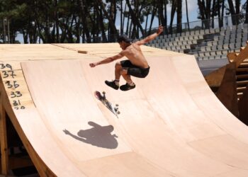 Renfe ofrecerá 800 plazas extra en la conexión entre A Coruña y Vigo para asistir a O Marisquiño