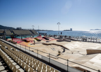 O Marisquiño publica los horarios de sus conciertos mientras da los últimos retoques al montaje