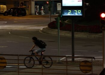 Vigo roza los 27ºC de madrugada tras vivir el día más caluroso del año