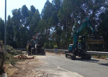Comienzan las obras del aparcamiento disuasorio de Domaio