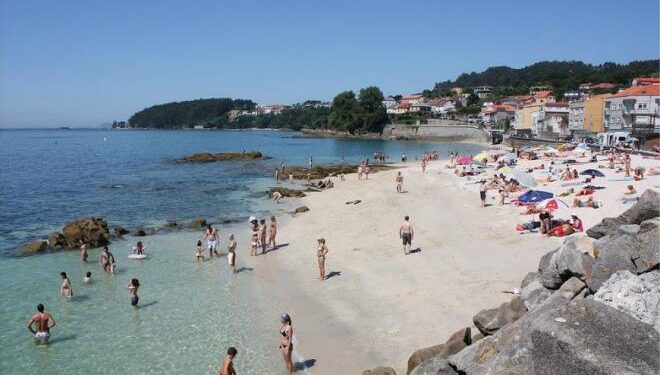 Cierran al baño la playa de O Con tras detectarse un episodio «puntual» de contaminación por fecales