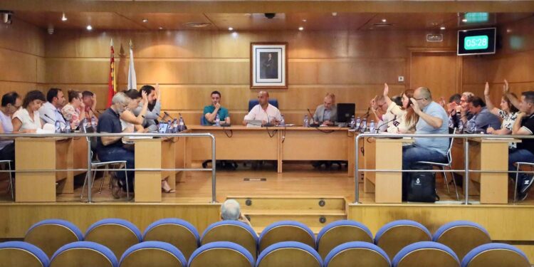 O Porriño aprueba bonificaciones fiscales en el IAE y el ICIO para atraer emprendedores