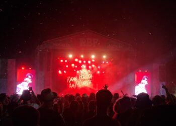 Miles de personas bailaron al ritmo de Anuel AA en el RBF de Nigrán, que cerró su segunda edición