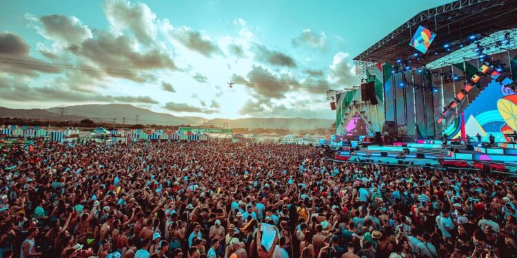 Consumo abre expediente sancionador a un festival de música por prohibir acceder con comida y bebida