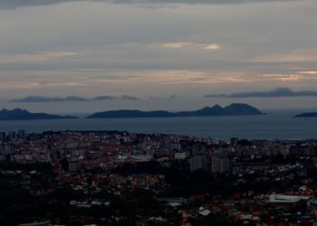 Un juzgado da la razón a una comunidad de propietarios de Vigo y ordena cerrar un piso turístico que causa molestias