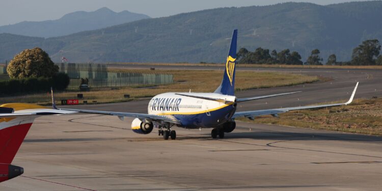 El PP de Vigo alerta de la «sangría» de rutas y líneas aéreas en Peinador