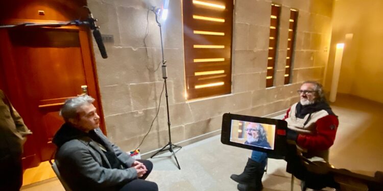 Un homenaje al legado del vigués distinguido Carlos Mañas en Madrid