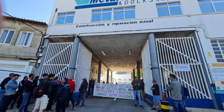 Metalships, con la plantilla en huelga indefinida, confía en una «inmediata» vuelta al trabajo en el astillero