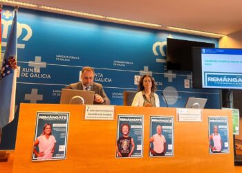 Los gallegos de más de 60 años recibirán la vacuna gripe-covid desde el 16 de octubre tras las residencias