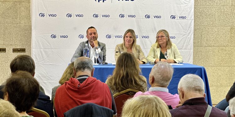 Tapias arenga al PP de Vigo para llevar al partido a la quinta mayoría absoluta en Galicia