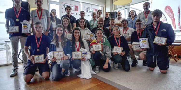 La ría no da tregua y Canido cierra el Trofeo Concello de Vigo