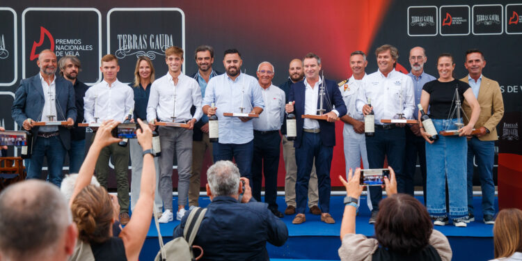 Lo mejor de la vela nacional brilla en Baiona