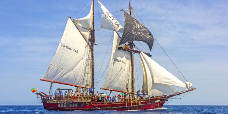 La goleta «Atyla» prepara su desembarco en Moaña: horarios y rutas por la ría de Vigo