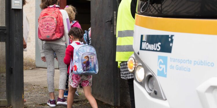 Más de 225.000 alumnos gallegos comenzarán el día 11 el curso escolar «más caro» para las familias