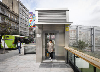 Adjudicado por 575 euros al día el mantenimiento del Vigo Vertical, que exige reparaciones en dos horas