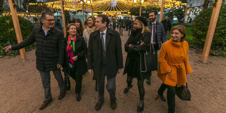 Caballero sostiene ahora que las estadísticas de la Navidad de Vigo no cuentan personas, sino visitas