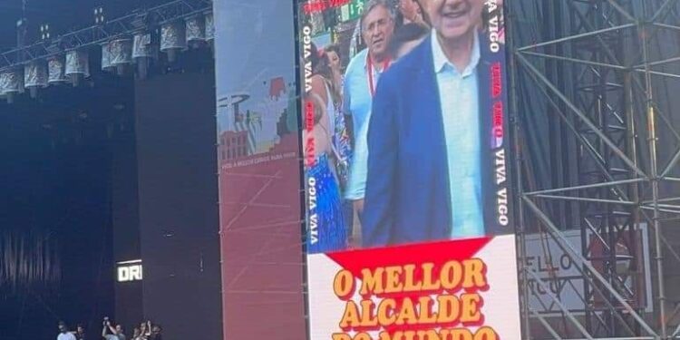 O BNG denuncia a negativa a informar sobre o «pantallazo» do «mellor alcalde do mundo»