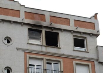 Una joven viguesa se enfrenta a 5 años de prisión por incendiar su casa con su madre y la pareja de ella dentro