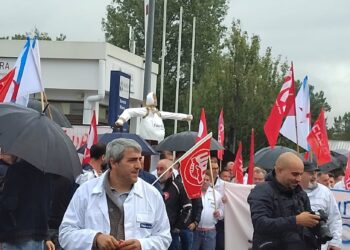 La plantilla de la antigua filial de Faurecia, en concurso de acreedores, pide a la Xunta “inversores serios”