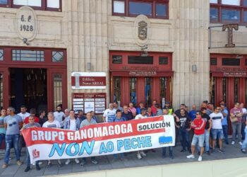 Los trabajadores de Ganomagoga apoyan la oferta de la leonesa Emobi por los talleres de Ponteareas