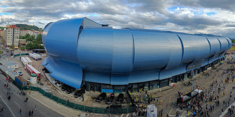 Caballero fija el pleno sobre Guns N’ Roses para el 25 de septiembre y la oposición lo acusa de intentar «huir»