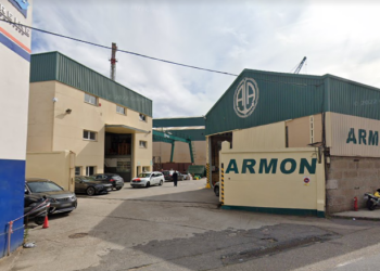 Fallece un operario tras quedar aprisionado por una grúa en un astillero de Vigo