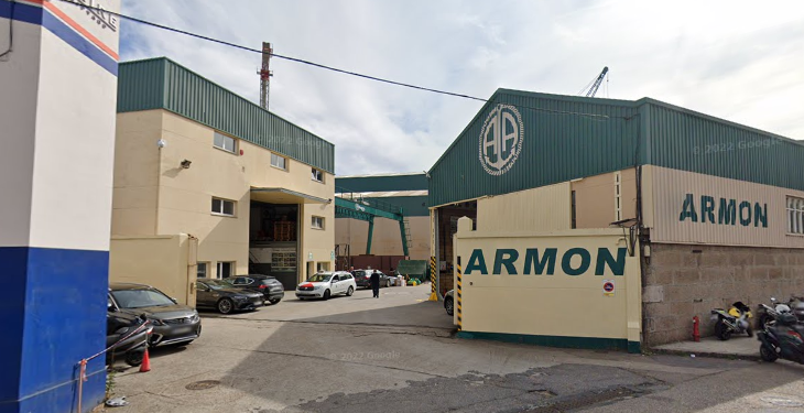 Fallece un operario tras quedar aprisionado por una grúa en un astillero de Vigo