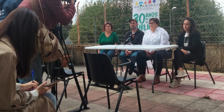 Anpas de Vigo critican la “decisión unilateral” de “privatizar” al personal de conserjería de colegios