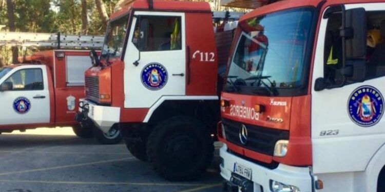 Socorren a una octogenaria que recogía castañas en una zona de maleza en Nigrán