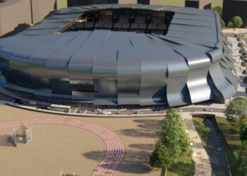 El presupuesto municipal de 2024 incluirá fondos para la grada de Gol; Tapias espera la llamada del Concello