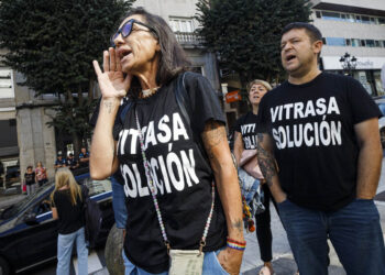 Vigo empieza a montar una Navidad con un árbol de 40,5 metros, nuevos adornos y “muchas sorpresas”