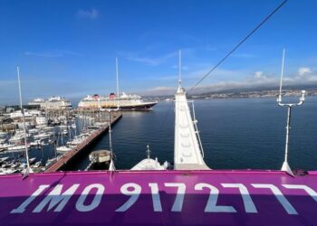 ¿Cómo son por dentro los cruceros que protagonizan la quíntuple escala en Vigo?