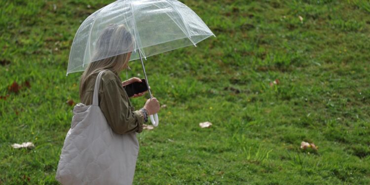 La entrada de una borrasca activa el aviso amarillo por lluvia y viento en Vigo y su área metropolitana