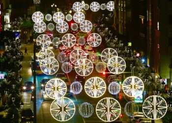 La iluminación navideña de Vigo seguirá en manos de Ximénez: revalidará el contrato por 4 años