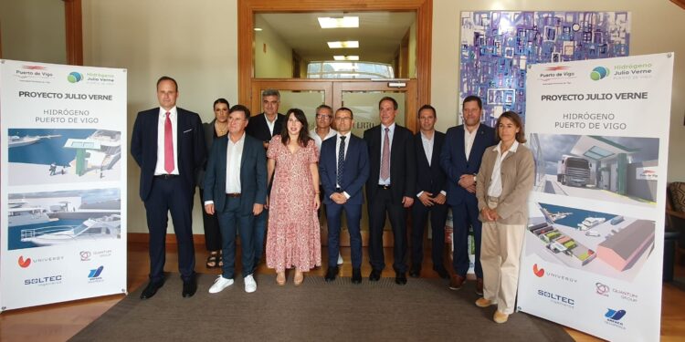 Gasolineras gallegas se unen al proyecto Julio Verne del puerto de Vigo con tres dispensadores de hidrógeno