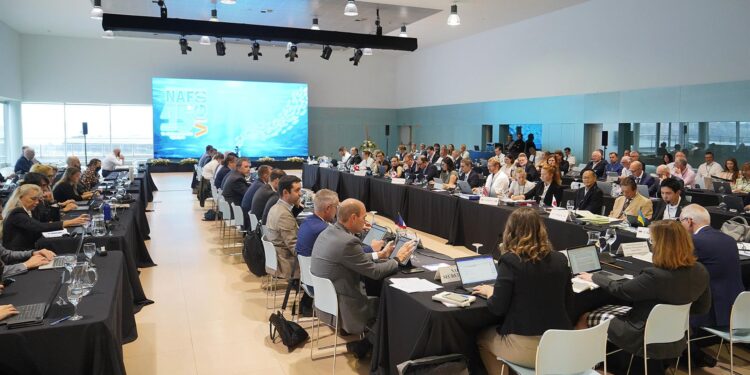 La NAFO acuerda subidas del 91% y el 56% en las cuotas de bacalao y gallineta, y mantiene las del fletán