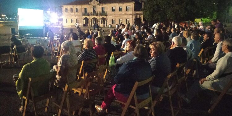 El Teis Fest regresa a la ETEA con comida popular, música, cine al aire libre y mercadillo