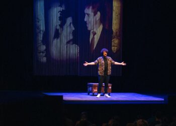 Touriñán trae a Vigo su monólogo ‘Aquí Tou!’