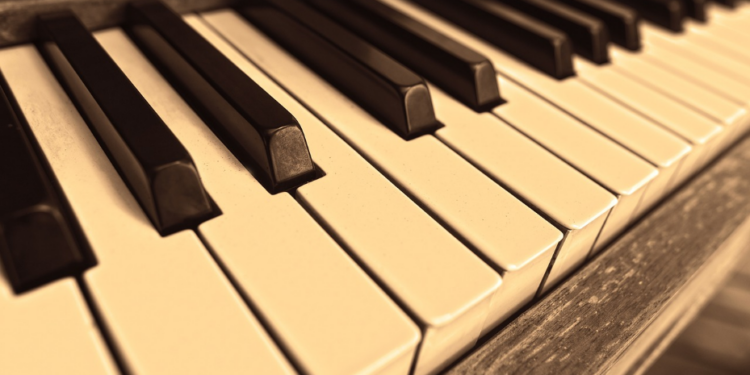 Descubriendo las ventajas de aprender a tocar el piano con lecciones privadas
