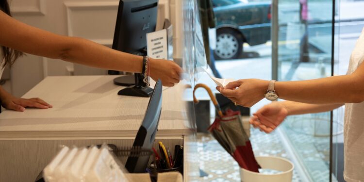 El segundo Bono Comercio del año echa a andar con casi 400 establecimientos adheridos en Vigo