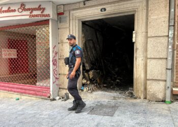 Los muertos en el incendio de Vigo son una madre y tres de sus hijos; el padre y otra hija están heridos graves