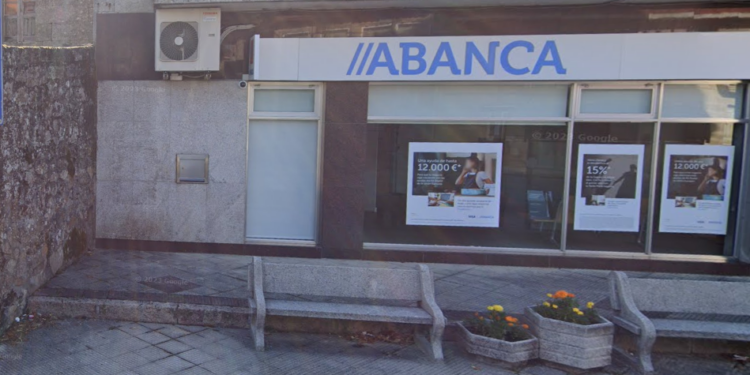 Atracan una sucursal bancaria sin enseñar la pistola