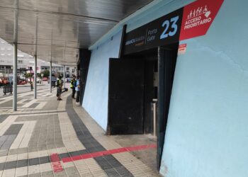 Luis López pide el proyecto de la grada de Gol para “materializar” su “compromiso” con la reforma de Balaídos