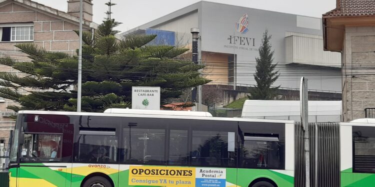 Vitrasa pone lanzaderas para regresar del concierto de Quevedo en el Ifevi