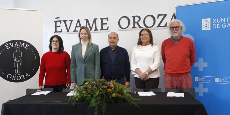 Amancio Prada, Lupe Gómez e Roberto Morales, gañadores do I Premio de Poesía Carlos Oroza