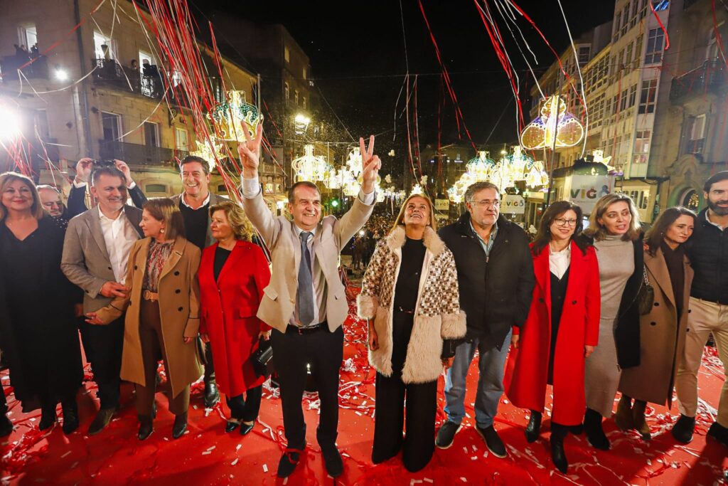 Vigo ilumina su Navidad en la «superliga mundial»: Mariah Carey, confeti y megaestrella